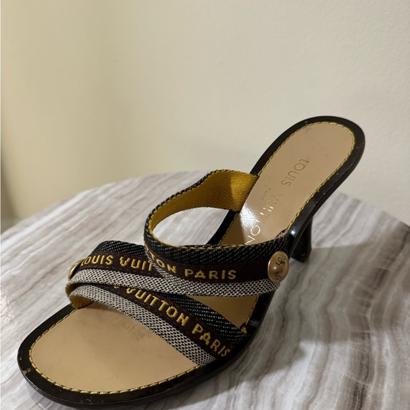 Louis Vuitton Logo Print. Special edition - Picture 8 of 8